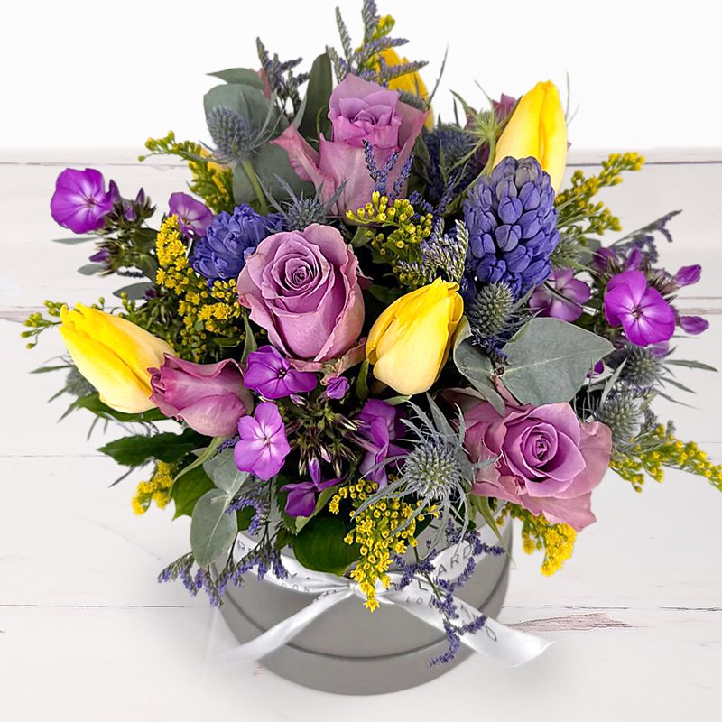 Hyacinth Meadow Hatbox - Yellow - Hyacinths & Roses - Flower Bouquet - Next Day Flower Delivery UK - Appleyard London