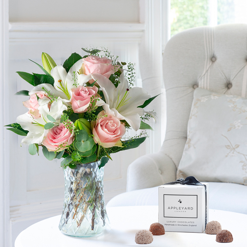 Flower Gift Set - Simply Pink Rose & Lily & 6 Mixed Truffles - Roses & Lilies - Next Day Flower & Gift Delivery UK - Appleyard London
