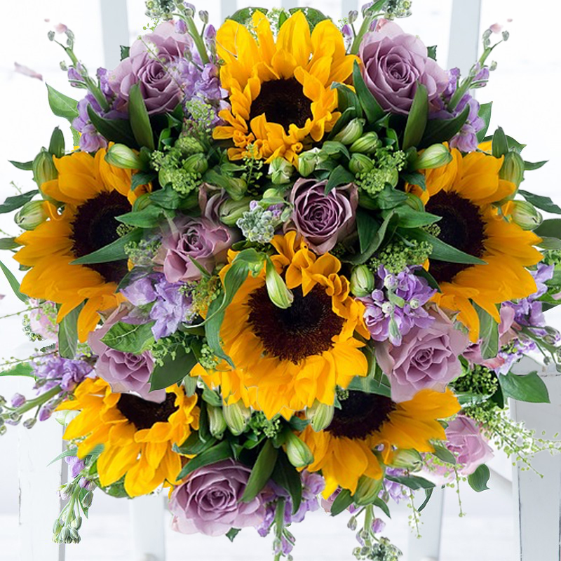 Luxury Summer Flower Bouquet - Luxury Summer Martini - White - Alstroemeria & Roses - Next Day Flower Delivery UK - Appleyard London